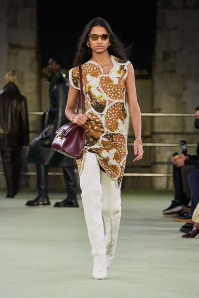 Look 39